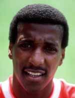 Viv Anderson: Many refuse to acknowledge Anderson on account of his enthusiastic departure for United (he was Ferguson&#39;s first signing), but he was a great ... - 132-viv-anderson